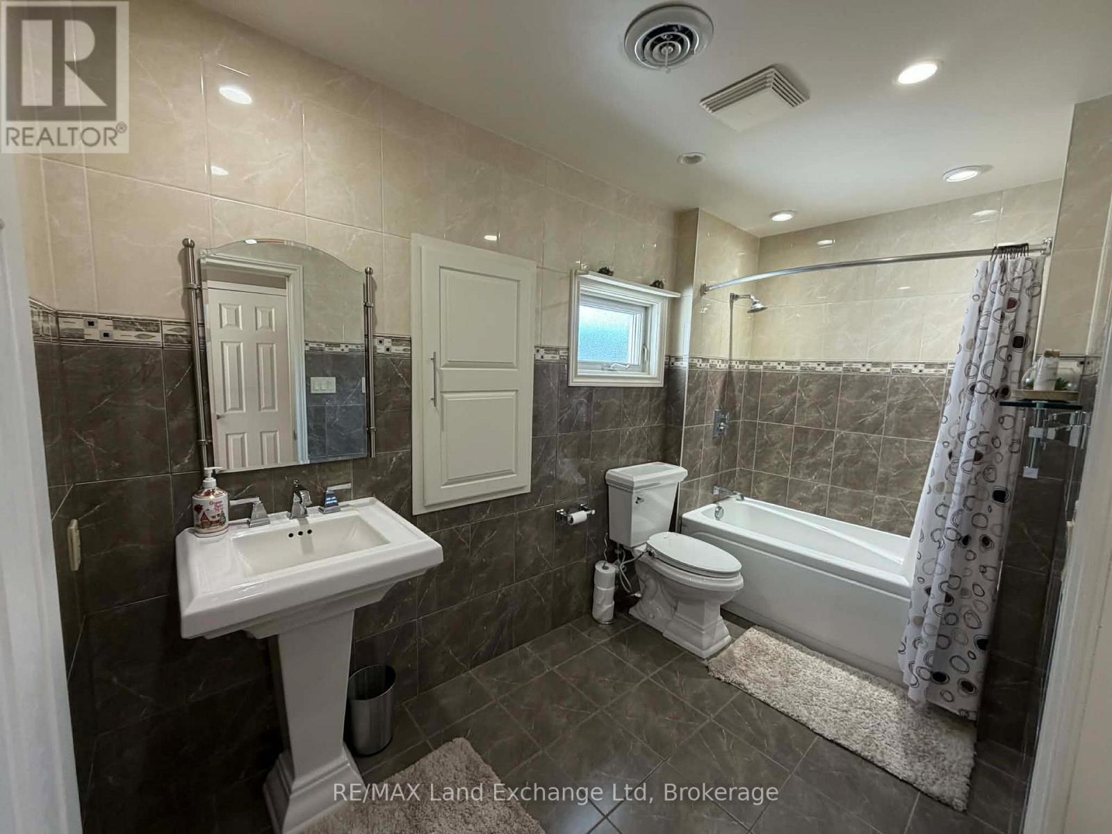 320 Summit Drive, North Huron, Ontario  N0G 2W0 - Photo 29 - X12992616