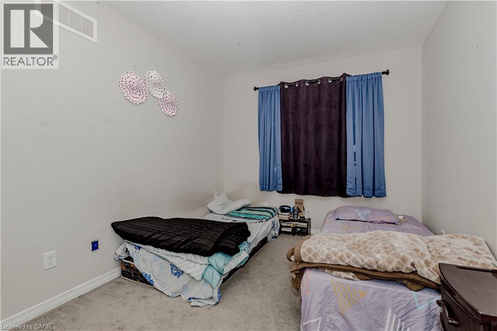 50 Pinnacle Drive Unit# 55, Kitchener, Ontario  N2P 0H8 - Photo 31 - 40820315