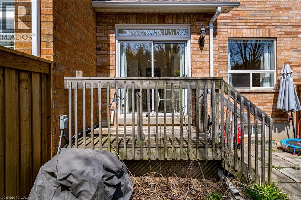 10 Davidson Boulevard Unit# 24, Dundas, Ontario  L9H 7N9 - Photo 37 - 40820122