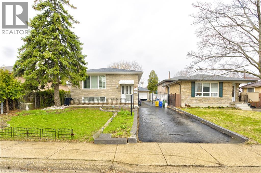 78 MARKSON Crescent, Hamilton, Ontario