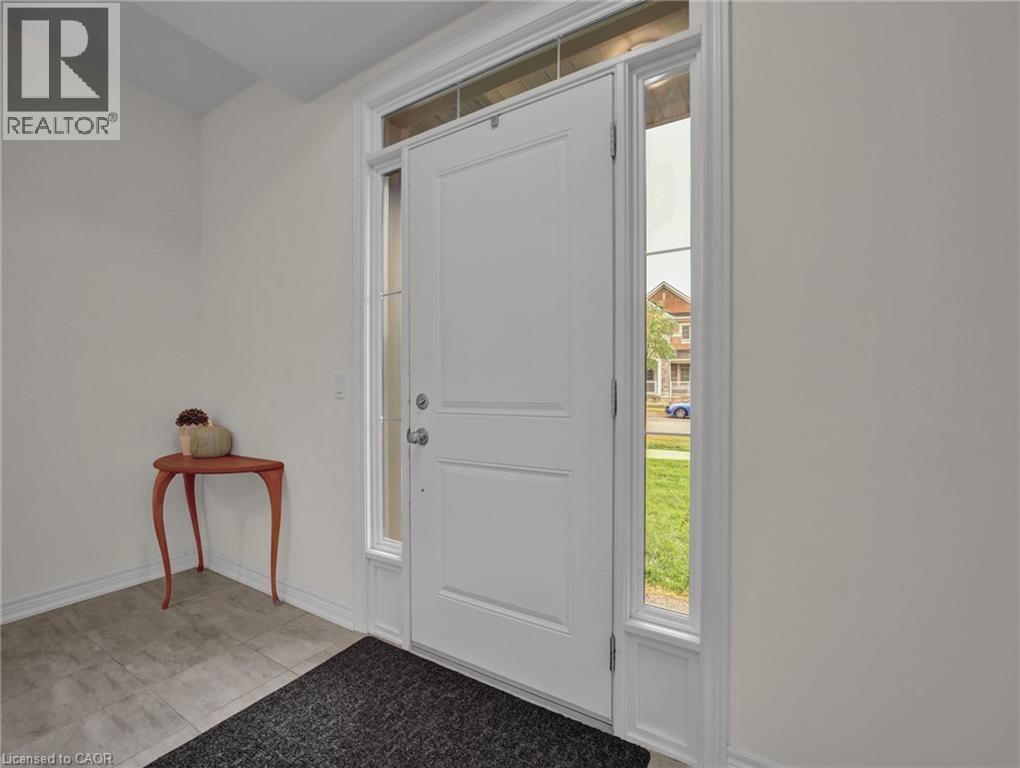 101 Mallard Trail, Waterdown, Ontario  L8B 1W5 - Photo 4 - 40819924