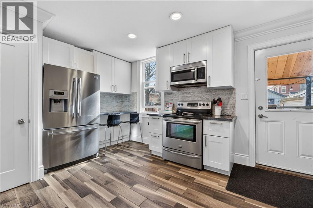 179 Burris Street, Hamilton, Ontario  L8M 2J7 - Photo 10 - 40820429