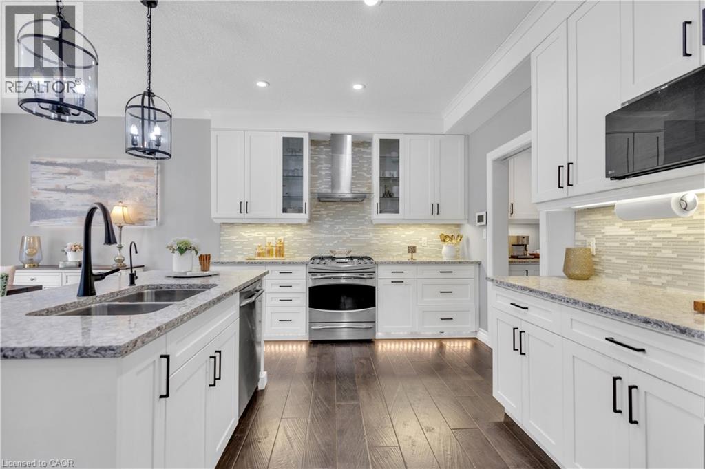 515 St Moritz Avenue, Waterloo, Ontario  N2T 0B3 - Photo 11 - 40820017