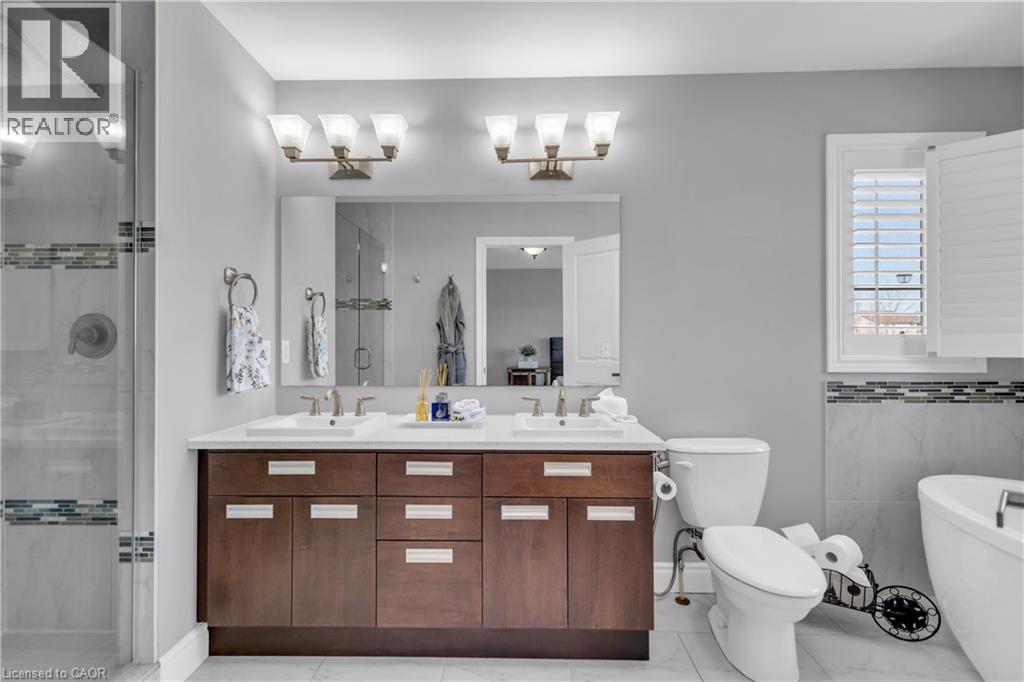 515 St Moritz Avenue, Waterloo, Ontario  N2T 0B3 - Photo 24 - 40820017