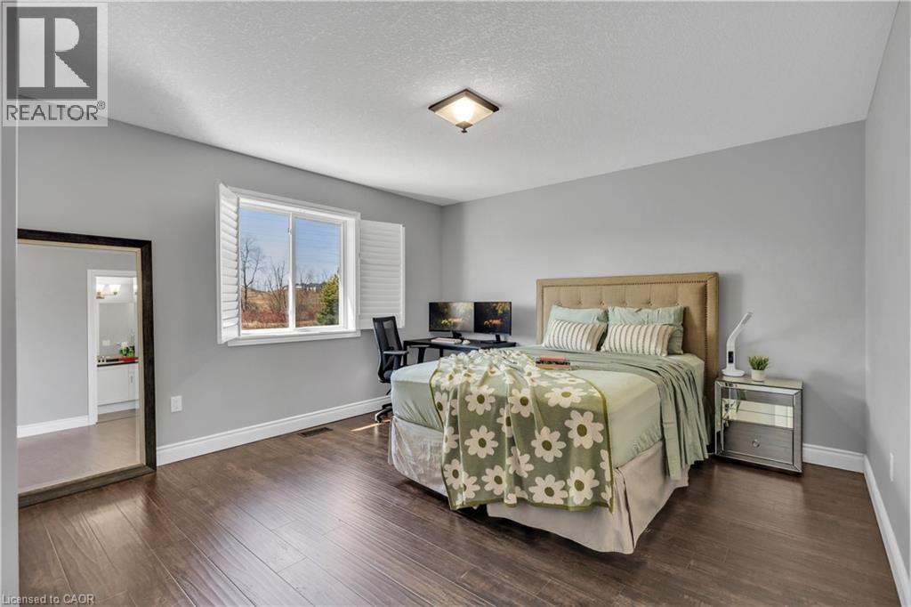 515 St Moritz Avenue, Waterloo, Ontario  N2T 0B3 - Photo 34 - 40820017