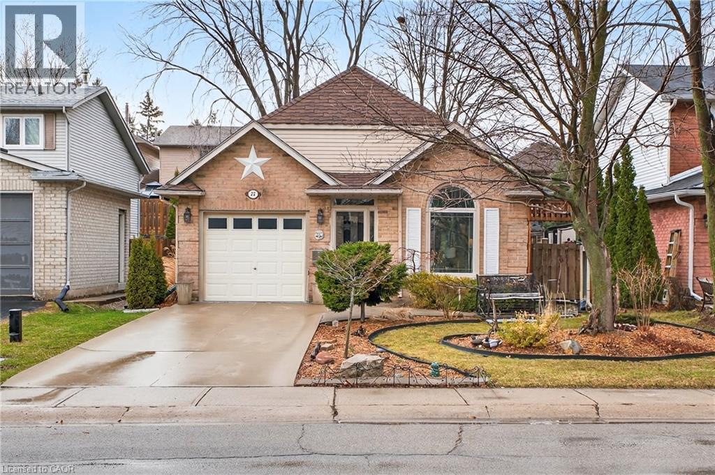 22 NOVOCO Drive, Hamilton, Ontario