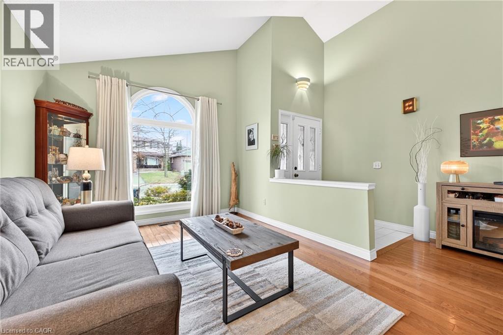 22 Novoco Drive, Hamilton, Ontario  L9C 7E8 - Photo 8 - 40820359