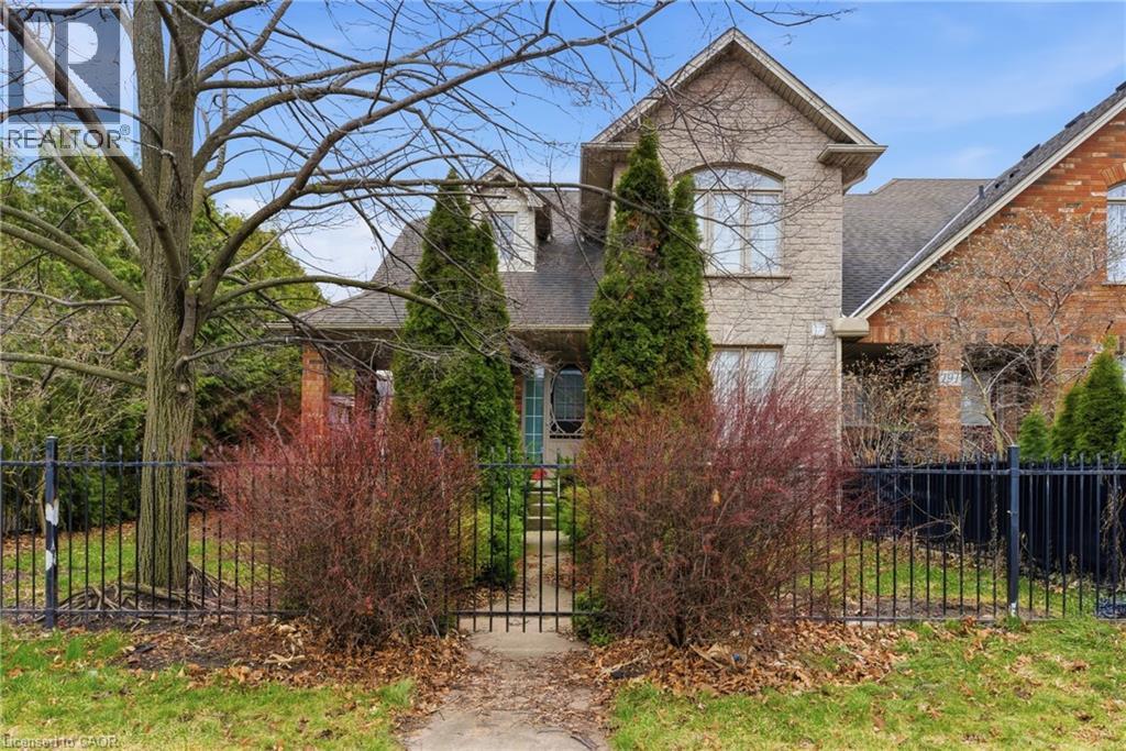 189 LIVINGSTON Avenue, Grimsby, Ontario