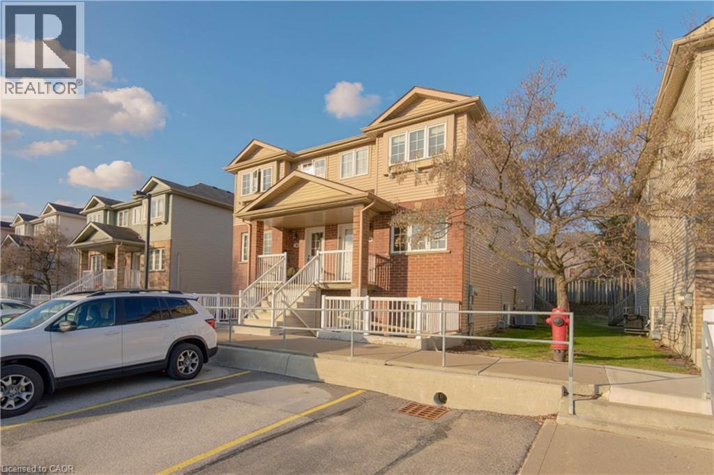50 Howe Drive W Unit# 4d, Kitchener, Ontario  N2E 0A3 - Photo 2 - 40820190