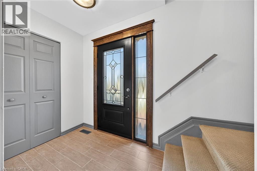 211 Birchcliffe Crescent, Hamilton, Ontario  L8T 4L1 - Photo 5 - 40820735