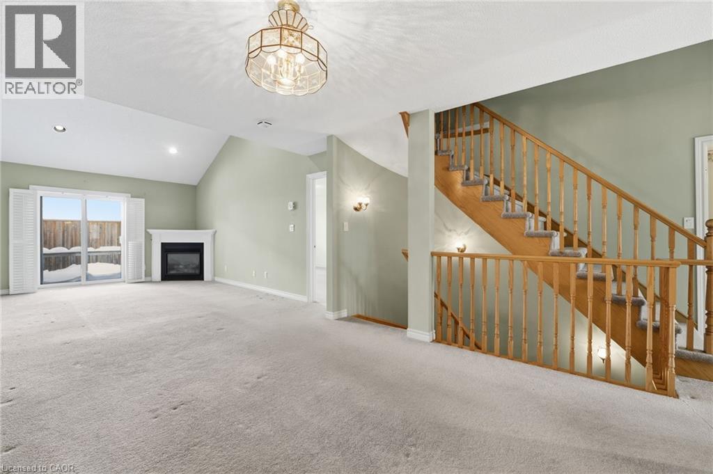 222 Fellowes Crescent Unit# 29, Waterdown, Ontario  L8B 0R1 - Photo 11 - 40820393