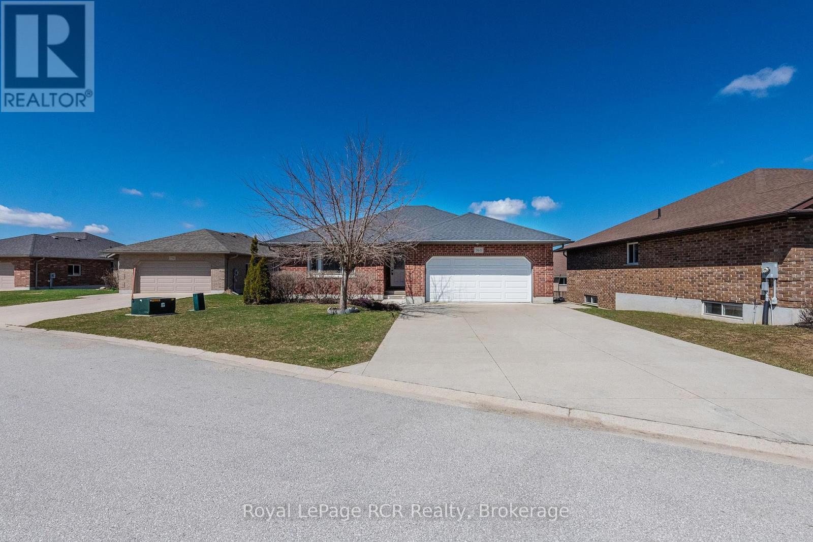 760 16TH STREET, Hanover, Ontario