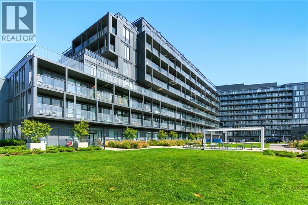 3210 Dakota Common Unit# A814, Burlington, Ontario  L7M 2A8 - Photo 2 - 40820811