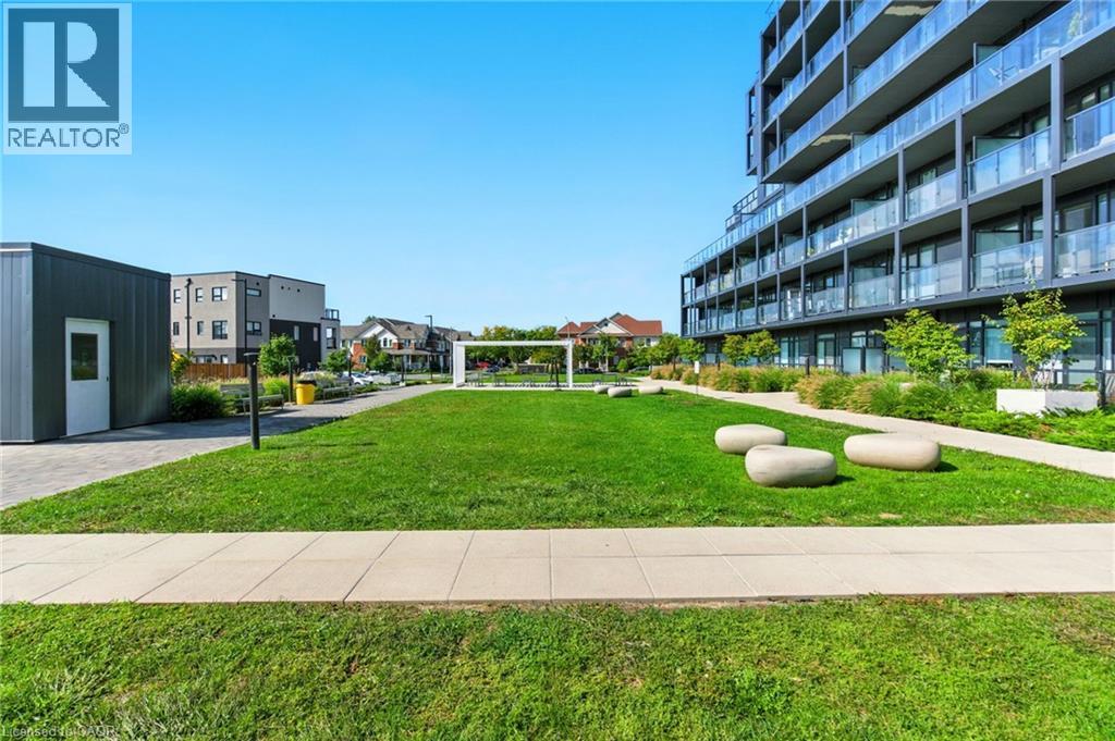 3210 Dakota Common Unit# A814, Burlington, Ontario  L7M 2A8 - Photo 3 - 40820811