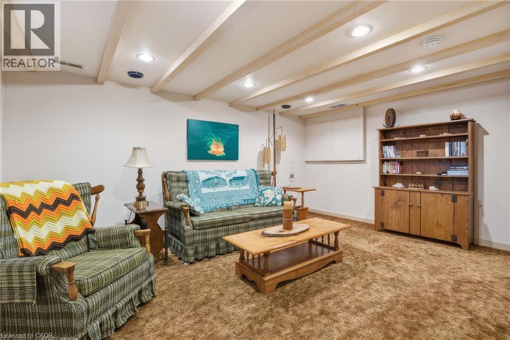 24 Queensway Drive, St. Jacobs, Ontario  N0B 2N0 - Photo 17 - 40820472