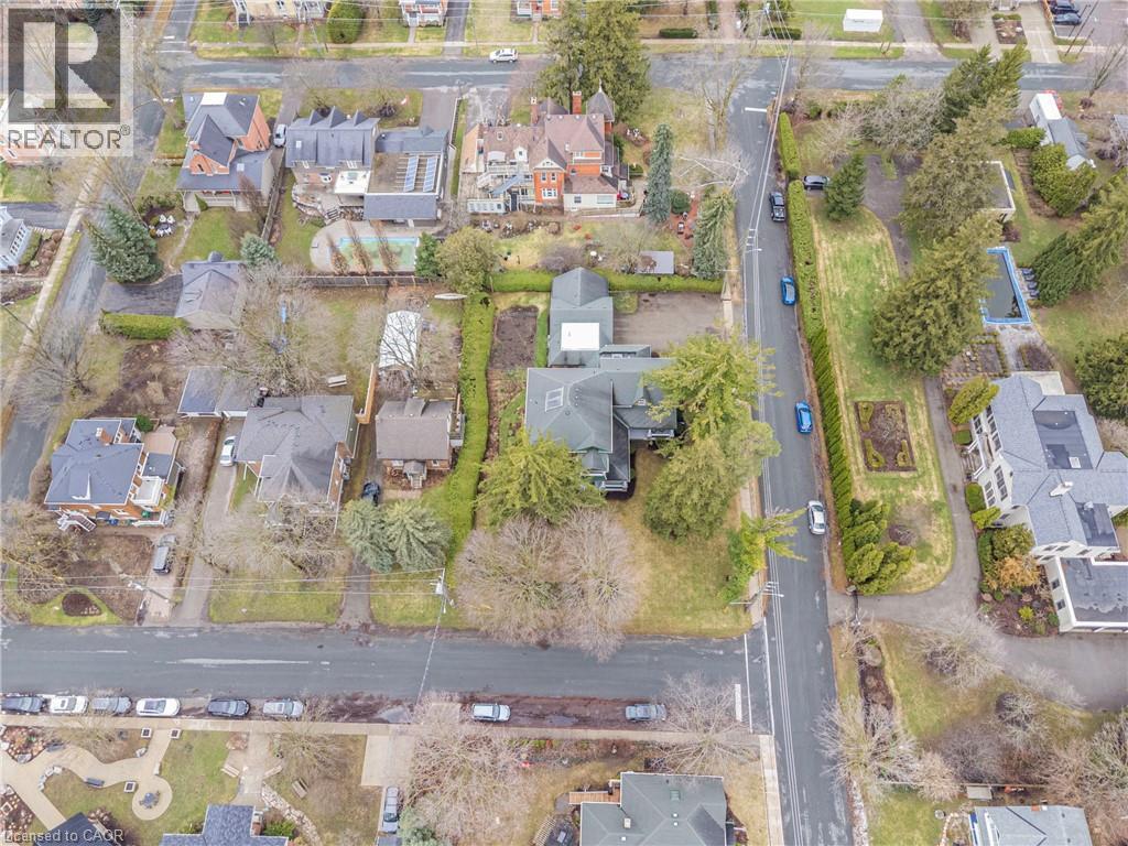 24 Queensway Drive, St. Jacobs, Ontario  N0B 2N0 - Photo 49 - 40820472