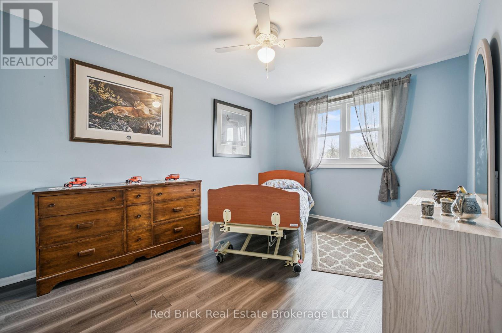 53 Shadeland Crescent, Kitchener, Ontario  N2M 2J1 - Photo 12 - X12999614