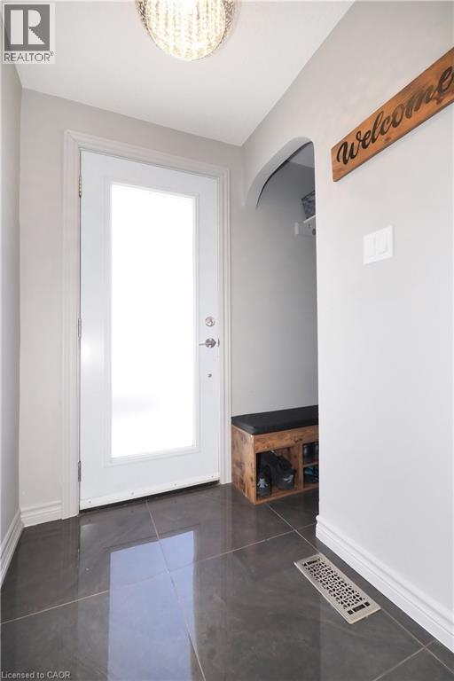 354 Blucher Boulevard, Kitchener, Ontario  N2H 5V9 - Photo 5 - 40820586