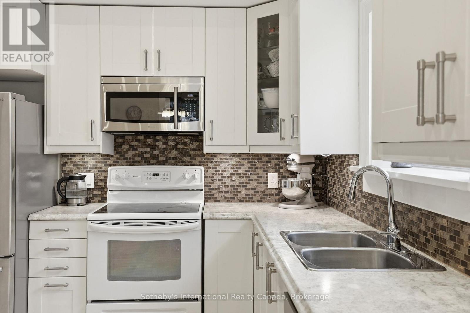 4195 County Road 124, Clearview, Ontario  L0M 1P0 - Photo 14 - S12999758