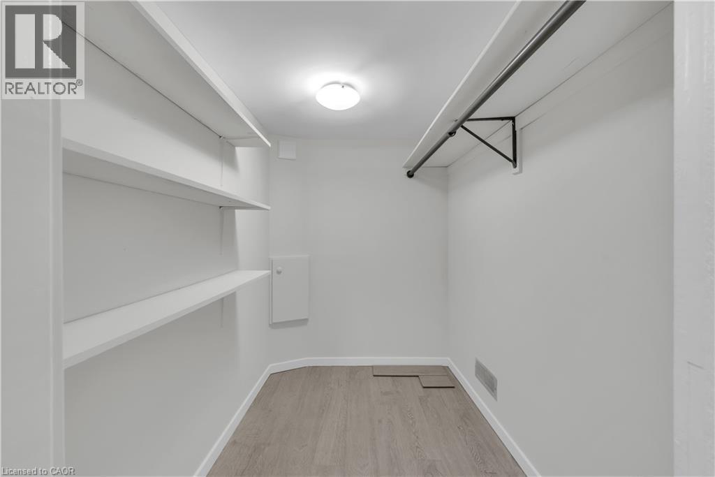 17 Victor Boulevard Unit# B, Hamilton, Ontario  L9A 2V3 - Photo 18 - 40820205