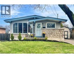 241 THORNER Drive, Hamilton, Ontario