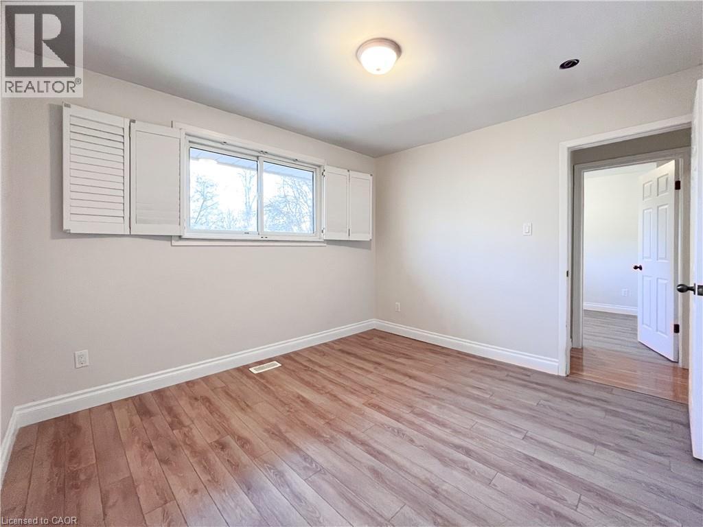 514 Fallingbrook Drive Unit# Upper, Waterloo, Ontario  N2L 4N3 - Photo 6 - 40821057