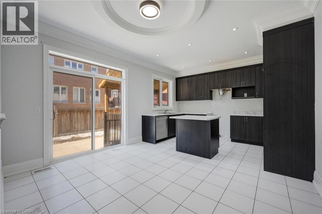 47 Monument Trail, Brampton, Ontario  L7A 4M9 - Photo 10 - 40804303