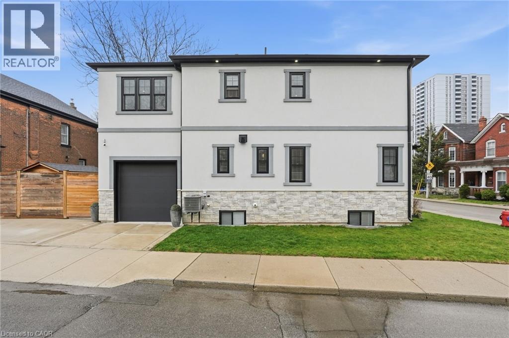 109 RAY Street N, Hamilton, Ontario