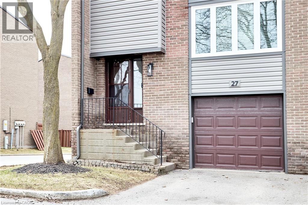 46 CEDARWOODS Crescent Unit# 27, Kitchener, Ontario