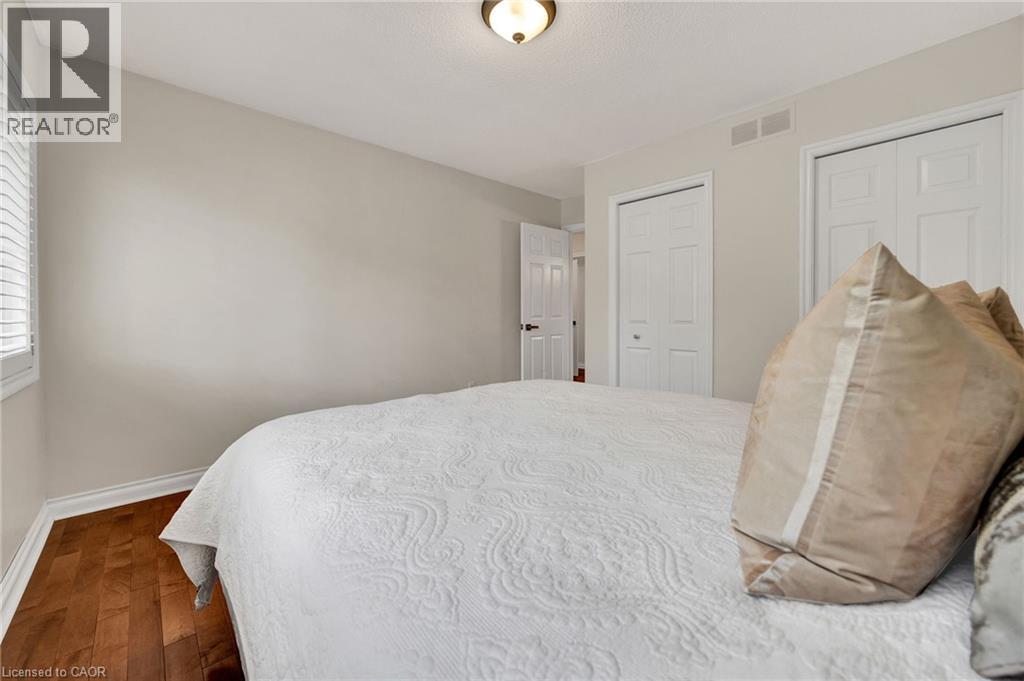 250 Grey Squirrel Place, Waterloo, Ontario  N2K 3H9 - Photo 24 - 40820330