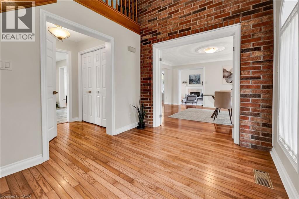 250 Grey Squirrel Place, Waterloo, Ontario  N2K 3H9 - Photo 5 - 40820330