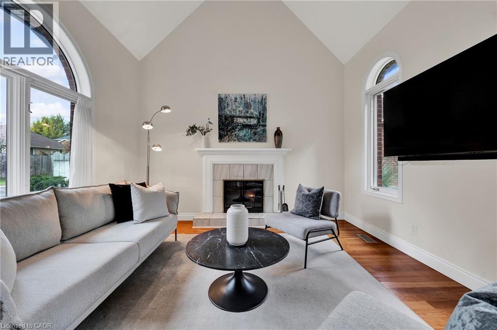 250 Grey Squirrel Place, Waterloo, Ontario  N2K 3H9 - Photo 7 - 40820330