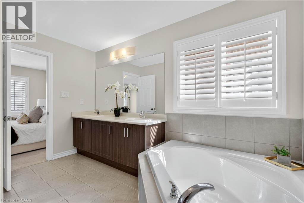 279 Voyager Pass, Binbrook, Ontario  L0R 1C0 - Photo 20 - 40820990