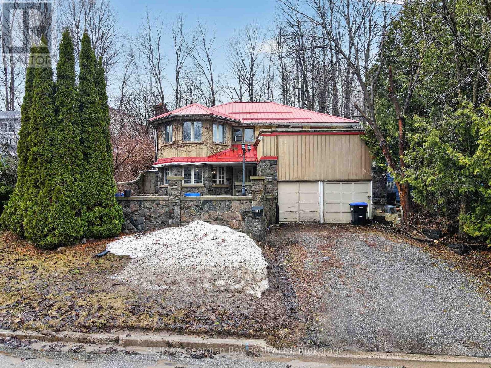 819 BIRCHWOOD DRIVE, Midland, Ontario