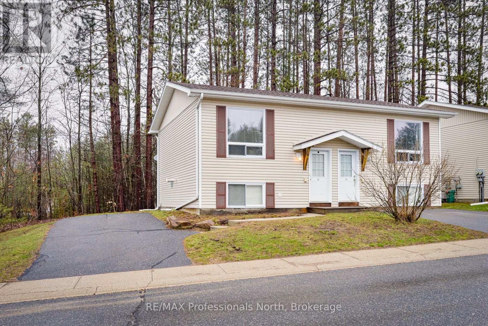 12 - 200 PINE STREET, Bracebridge, Ontario