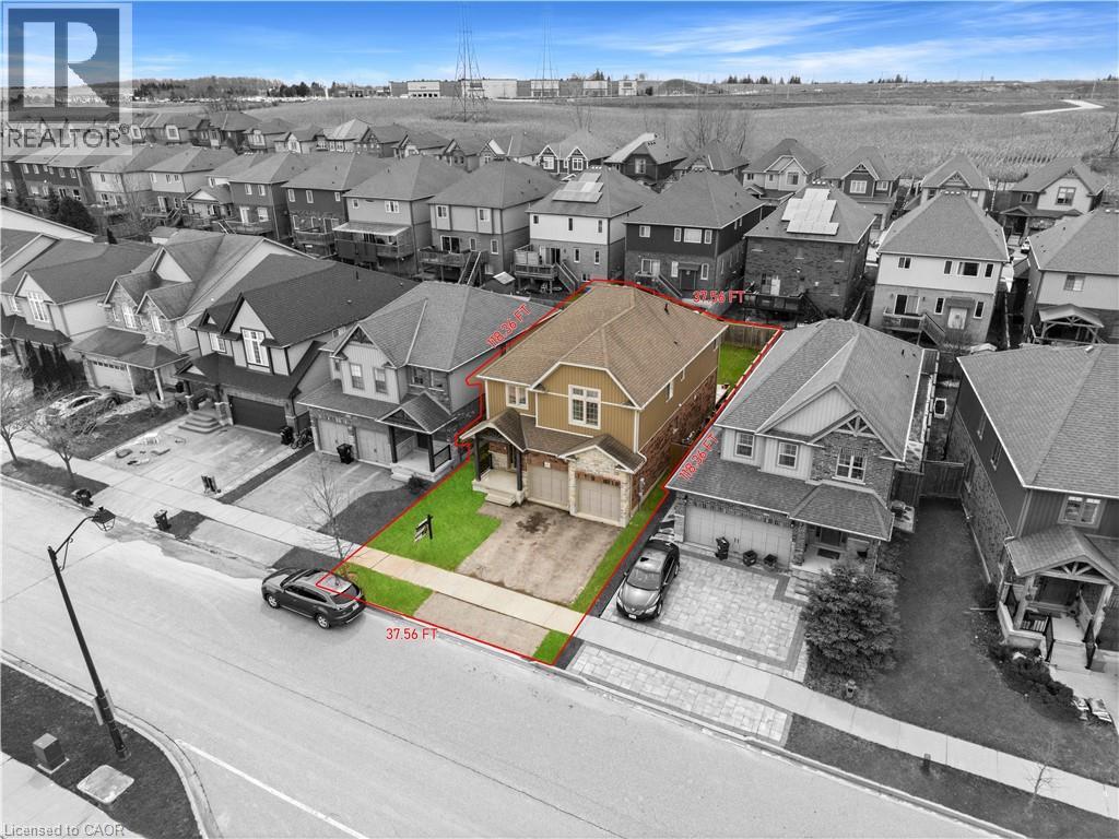 483 St Moritz Avenue, Waterloo, Ontario  N2T 0B3 - Photo 2 - 40820372