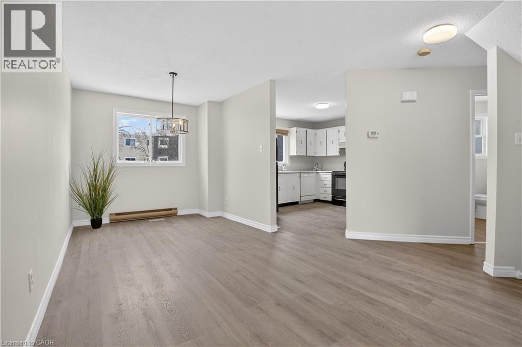 60 Elmsdale Drive Unit# 66, Kitchener, Ontario  N2E 2G4 - Photo 10 - 40820376