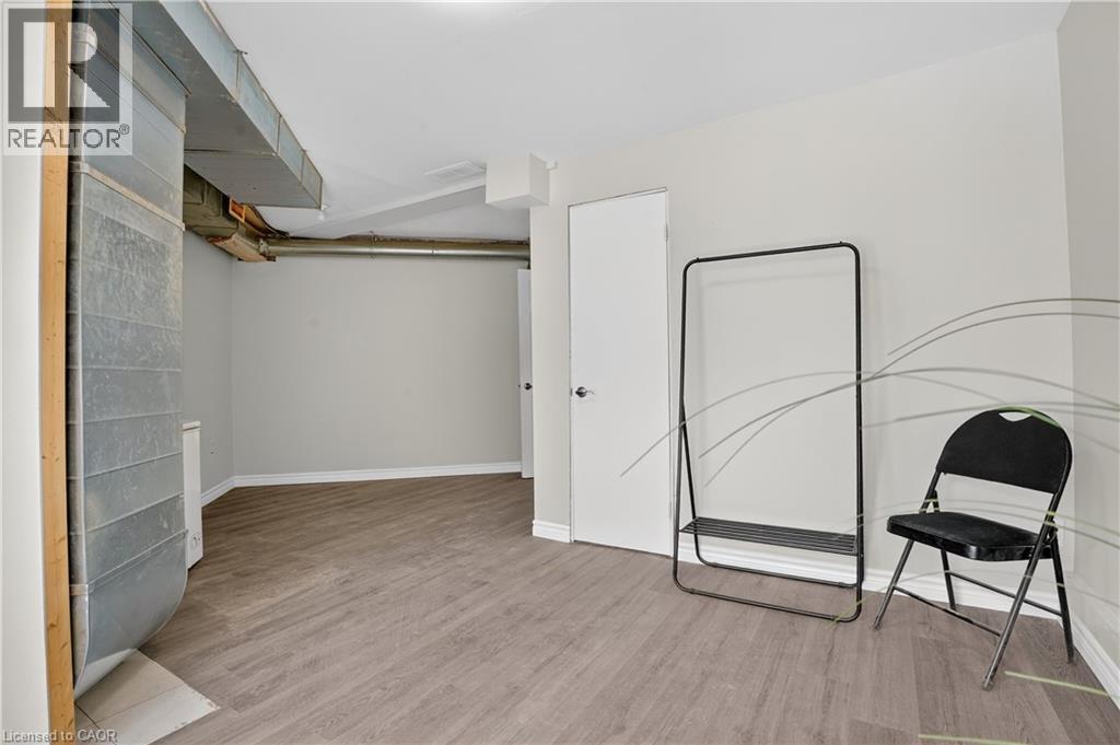 60 Elmsdale Drive Unit# 66, Kitchener, Ontario  N2E 2G4 - Photo 5 - 40820376