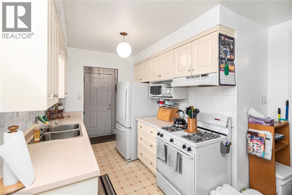 737 Upper Horning Road, Hamilton, Ontario  L9C 7R3 - Photo 13 - 40821158