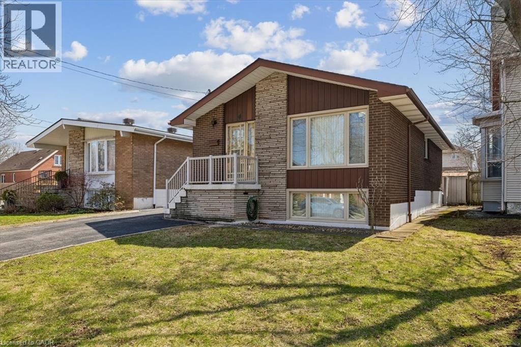 11 Duff Street, Hamilton, Ontario  L9C 1A8 - Photo 2 - 40820986