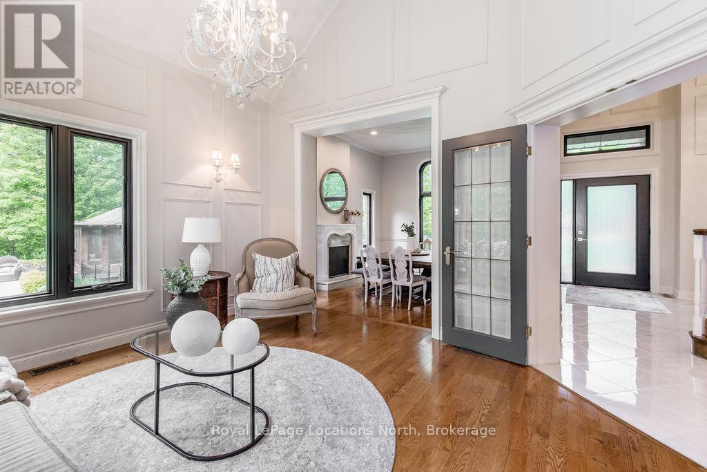 18 Mills Circle, Springwater, Ontario  L0L 1X0 - Photo 15 - S13003624