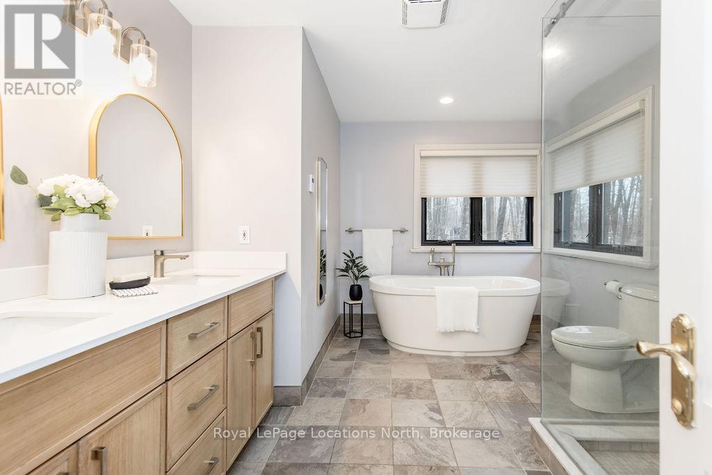 18 Mills Circle, Springwater, Ontario  L0L 1X0 - Photo 30 - S13003624