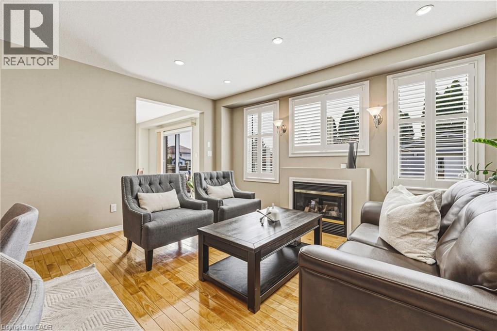 228 Holbeach Crescent, Waterloo, Ontario  N2J 4Y7 - Photo 6 - 40820884