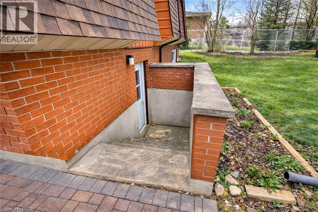 42 Culpepper Drive, Waterloo, Ontario  N2L 5L1 - Photo 37 - 40821391