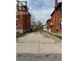 80 ONTARIO Avenue, Hamilton, Ontario