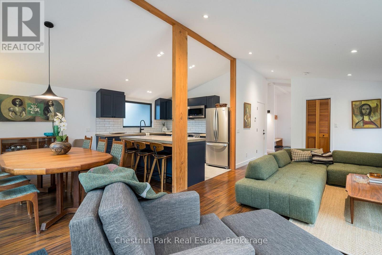 8943 County Road 9, Clearview, Ontario  L0M 1G0 - Photo 12 - S13009154