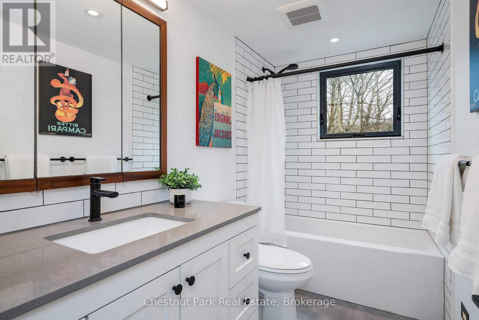 8943 County Road 9, Clearview, Ontario  L0M 1G0 - Photo 24 - S13009154