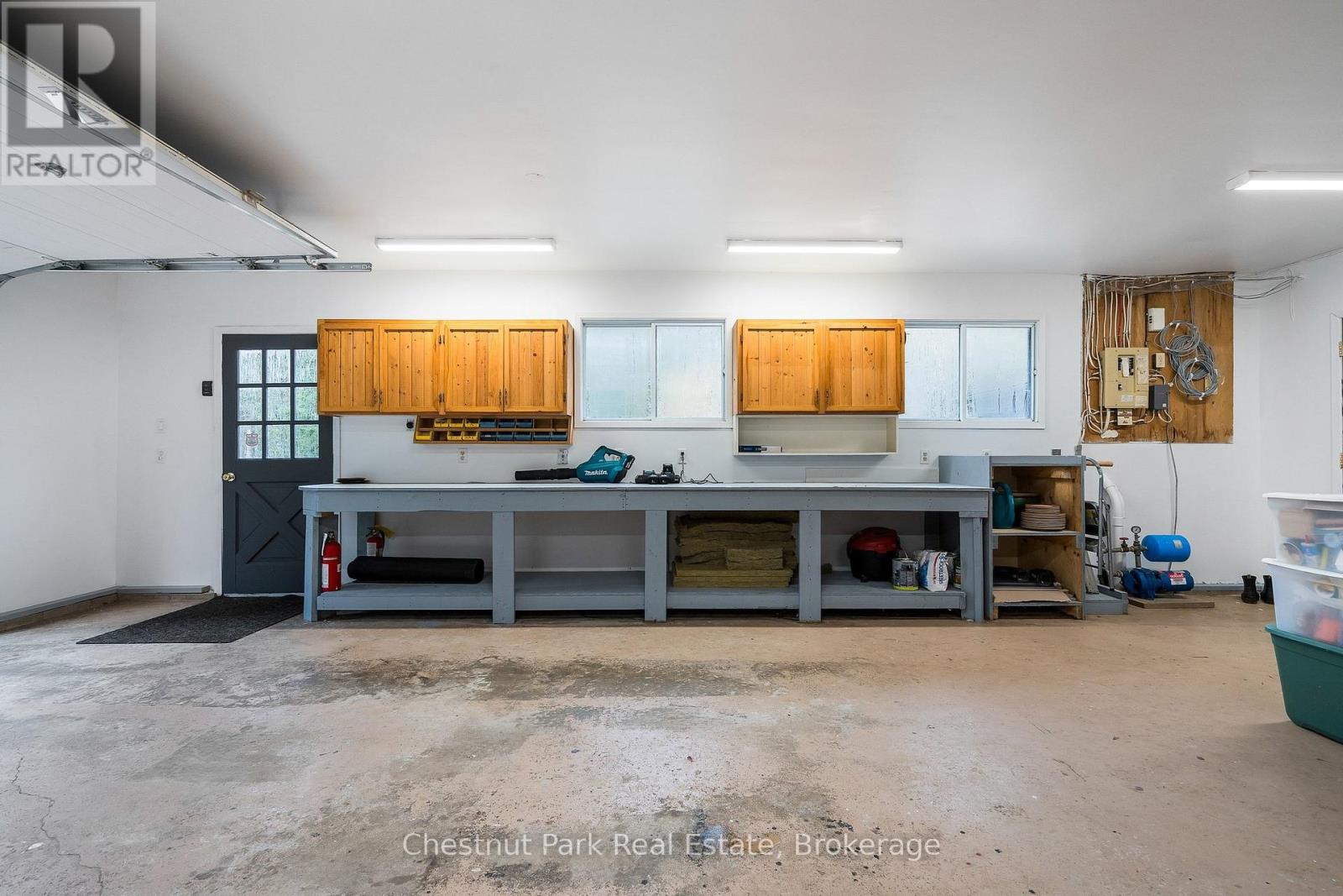 8943 County Road 9, Clearview, Ontario  L0M 1G0 - Photo 35 - S13009154