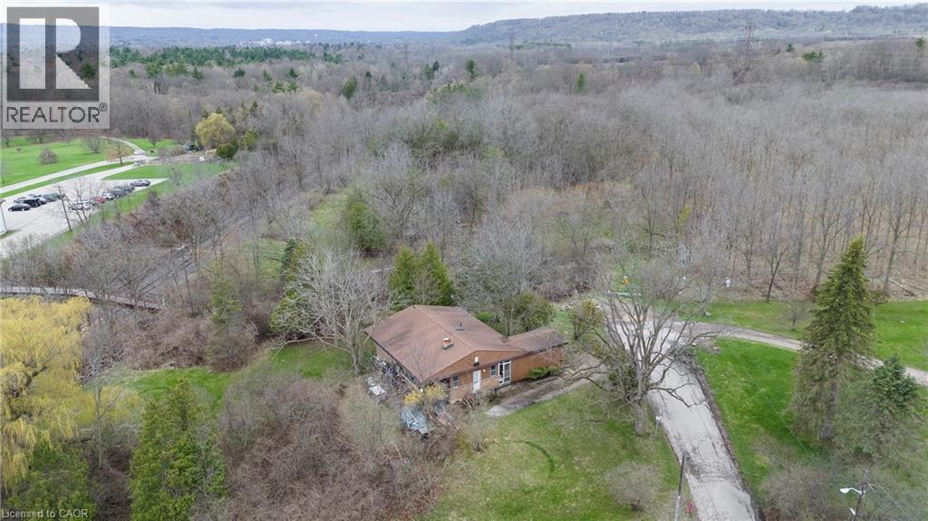 5 HOMESTEAD Avenue, Dundas, Ontario