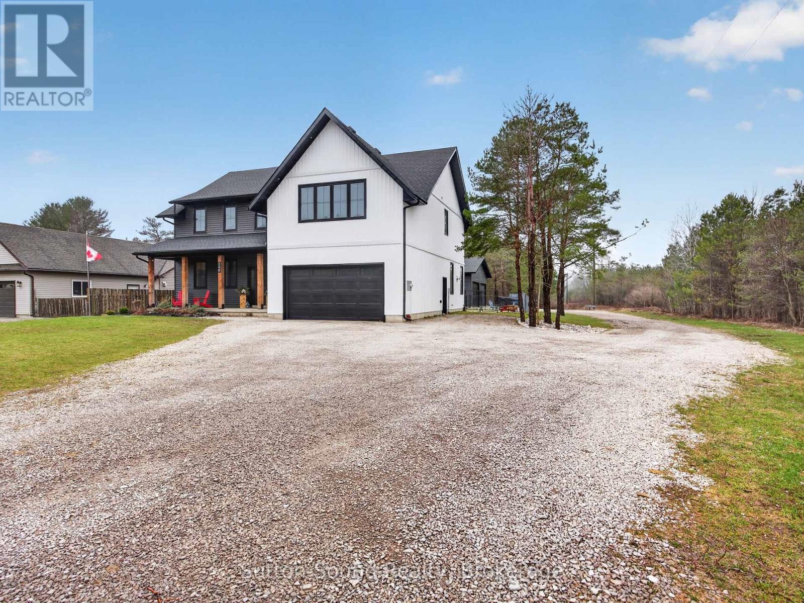 240 BRUCE STREET, South Bruce Peninsula, Ontario